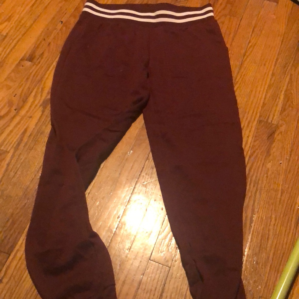 Maroon joggers Rue 21 size small